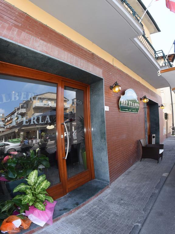 Albergo La Perla ออร์เบเตลโล ภายนอก รูปภาพ